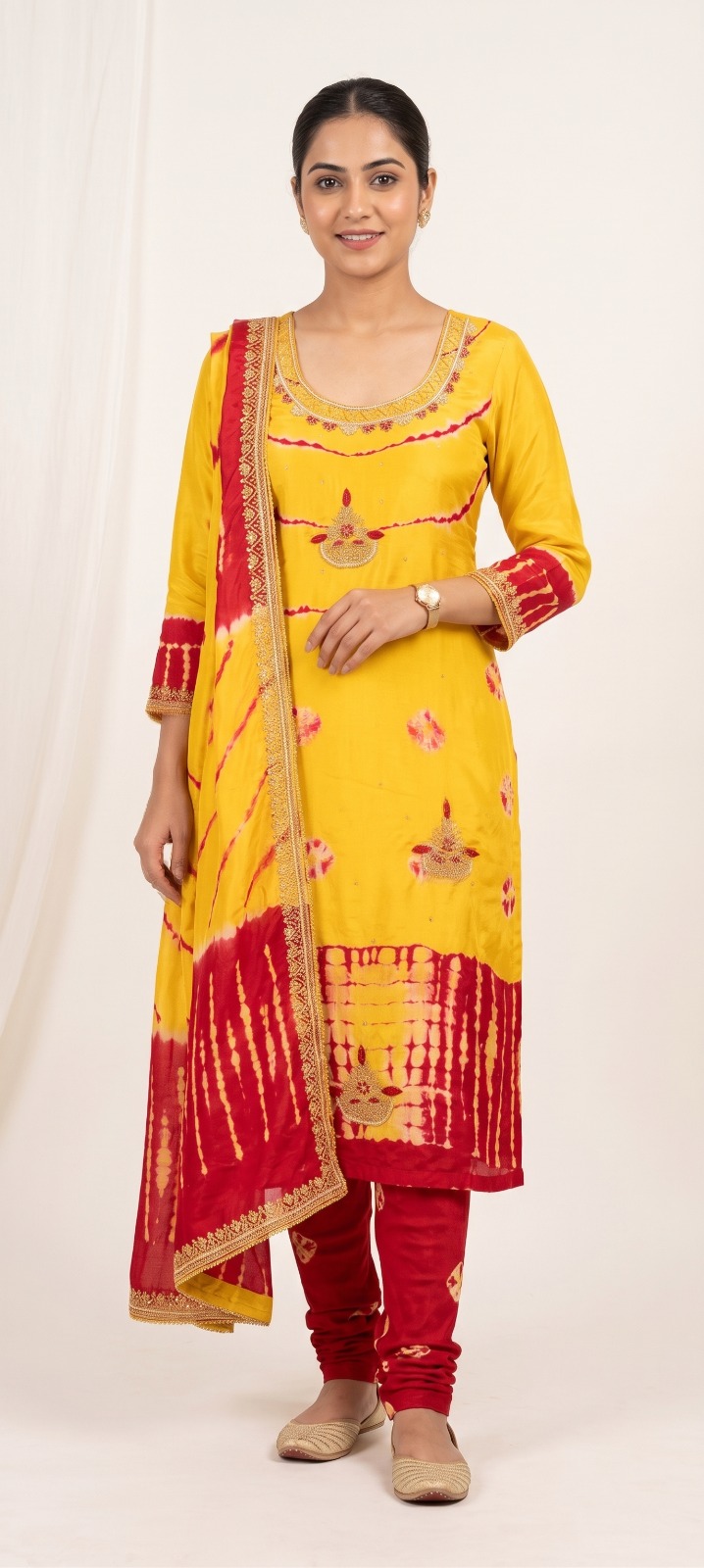Women Bandhani Print & Embroidered Semi-Stitched