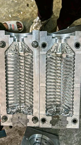 Plastic Bottle Mould