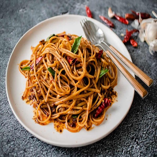 Veg Chilli Garlic Noodle - Half
