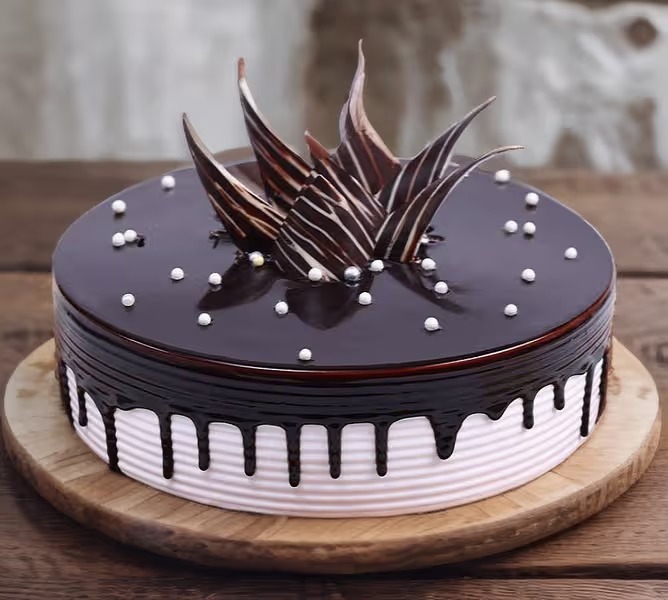 Choco Vanilla Cake