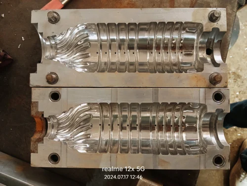 Pet Bottle Blow Mould image 2