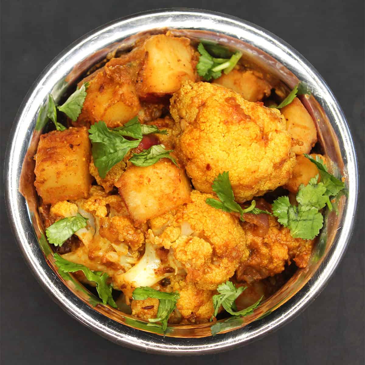 Aloo Gobhi Full