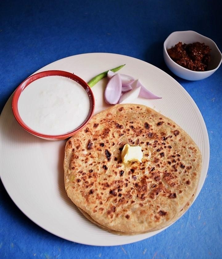 Aloo-Piyaz Paratha