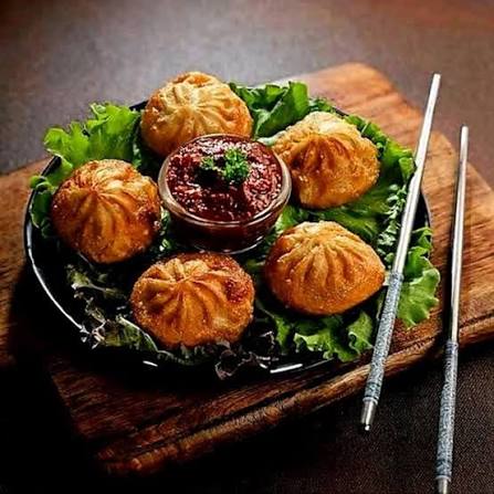 Veg Chilli Momos - Half (5 Pcs)